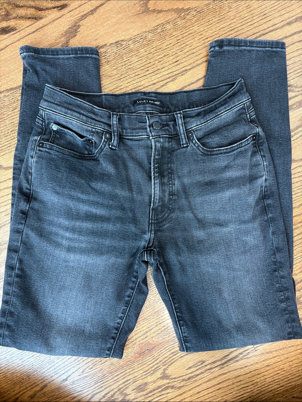 Lucky Brand Men’s 411 Athletic Taper Jeans in Washed Black 30 x 32 30x32